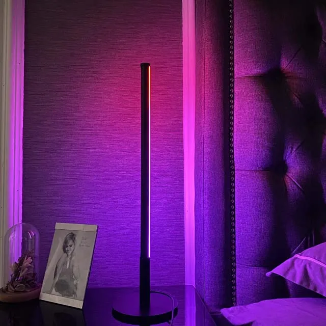  Скандинавская Светодиодная настольная лампа CHUSE RGB современная для спальни рядом с пультом дистанционного управления домашний декоративный металлический стоячий