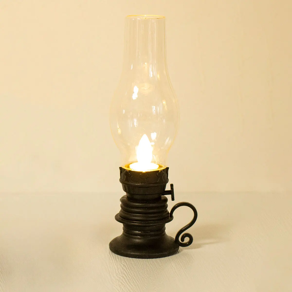 Kerosene Lamp LED Light Flash Dancing Flame Pillar Pattern Led Candle Home Outdoor Decorative Lighting Flameless Battery Powered