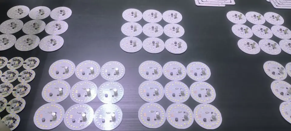 9w Double electrolysis Low Price Pcb Board Best Selling A Bulb Smd Lighting Smart Ic Board Whole Aluminum Dob Pcb Circular Board