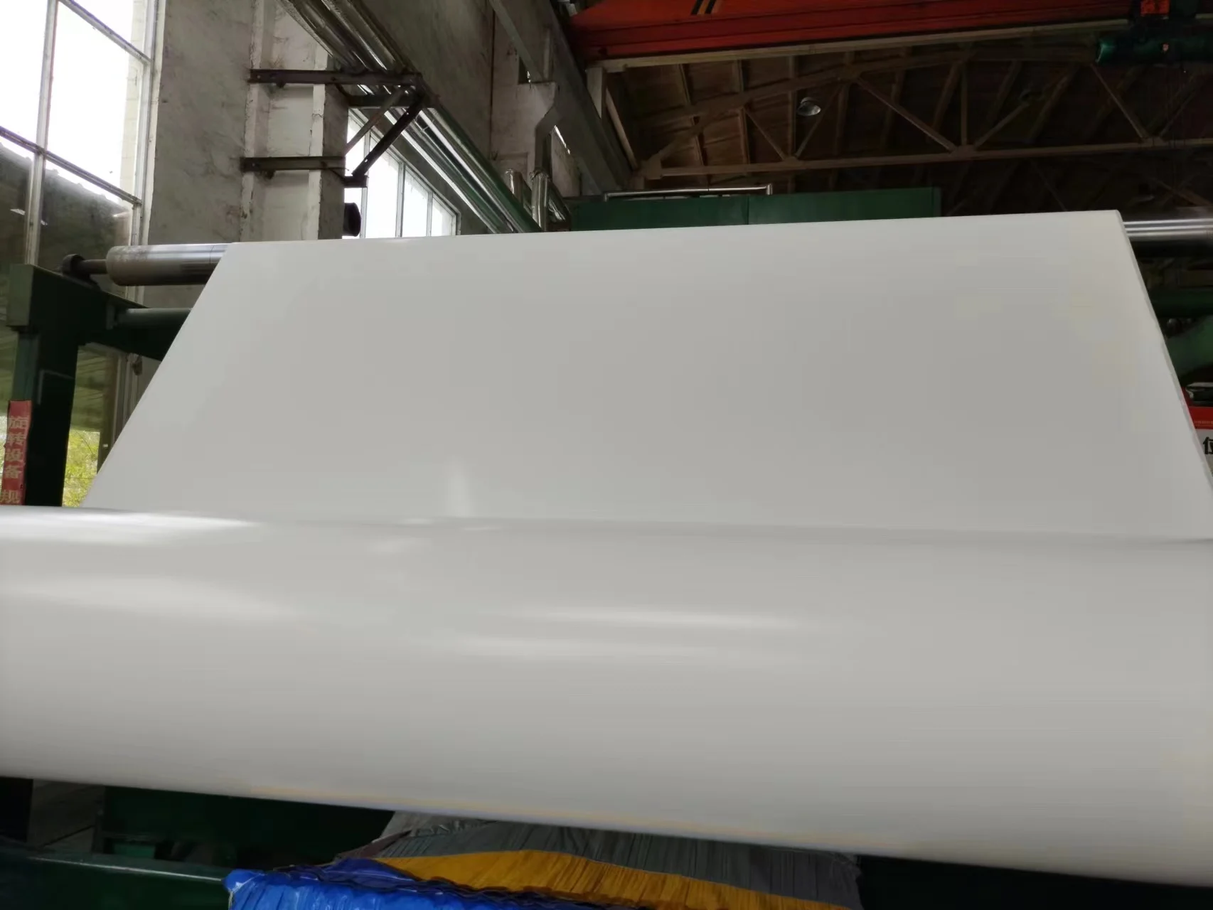 PVC Tensile Fabric Structure Shelter Membrane Fabric 900gms 950gsm 1050gsm FR  White PVC Tarpaulin PVDF Acrylic Lacquering 1300D