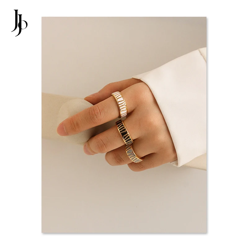 JOJO Fashion 2023 Irregular line minimalist jewelry 18k gold plated rings for women