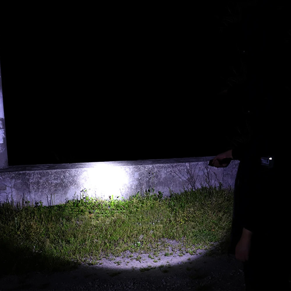 VCAN Mini Waterproof Adjustable Zoom Dry Battery 350 Lumen Q5 Bright Pen Torch LED Flashlight