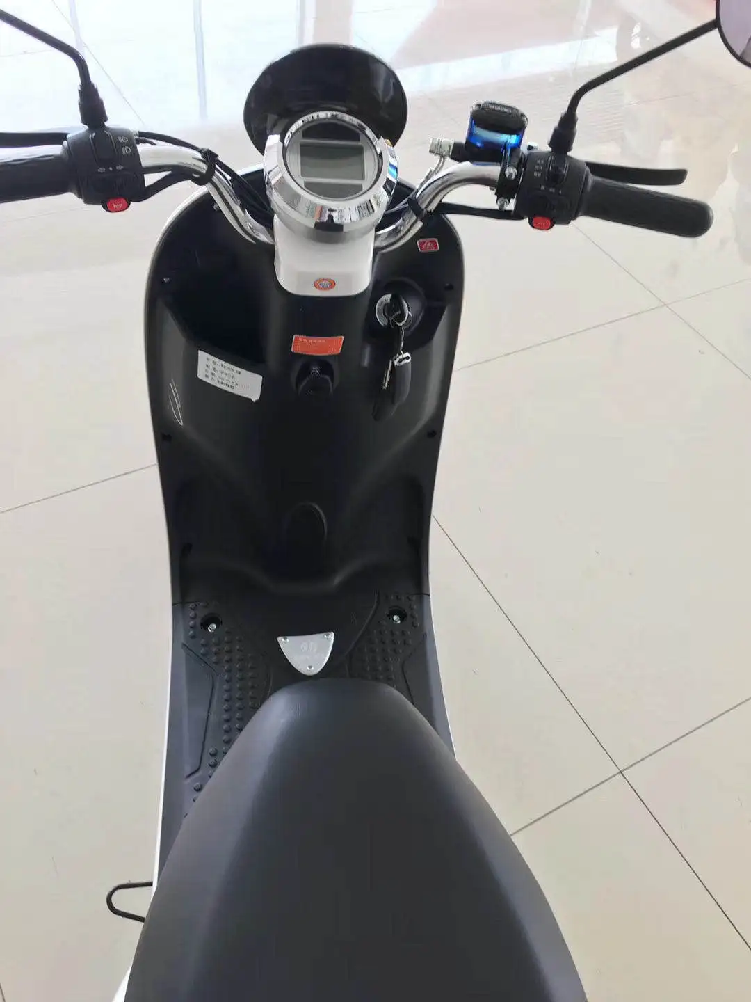 Wholesale  1000W 72V 20AH Lead Acid  2 Wheels 10 inch Adult Electric Mobility Scooter with Seat for Sale