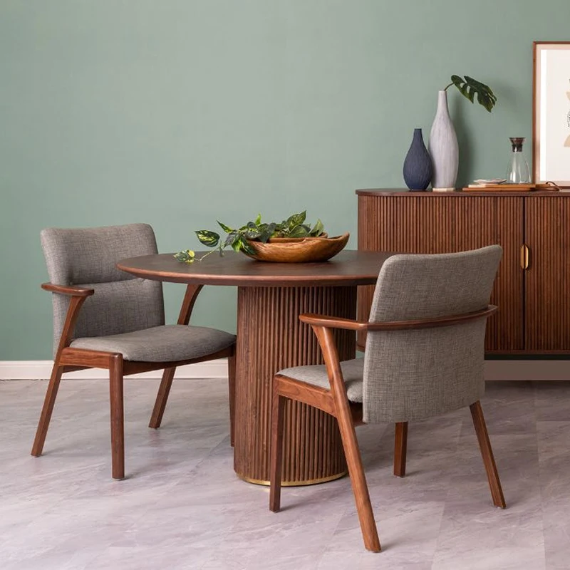 Modern Design Home Furniture Cream Style Customized Restaurant Dining Table Solid Wood Table Set 6 Seater