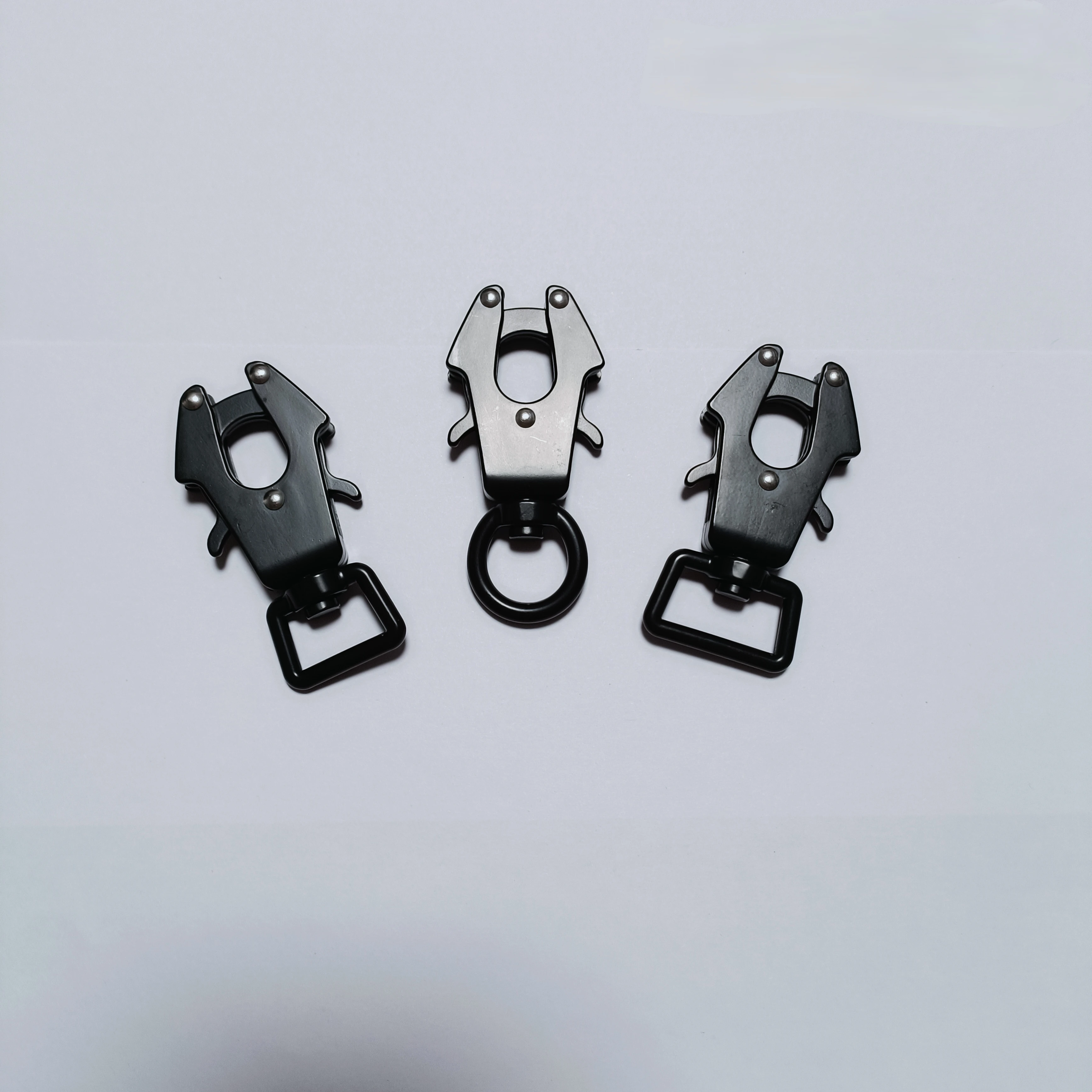 20mm metal zinc alloy steel Frog swivel carabiner dog pet carabiner hook