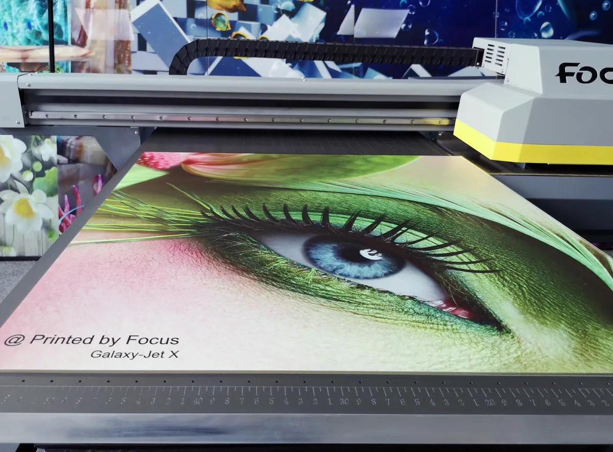 Focus A2 6090 Multifunction UV Flatbed Printer DTF Transfer Film Sticker Printing Machine with Varnish
