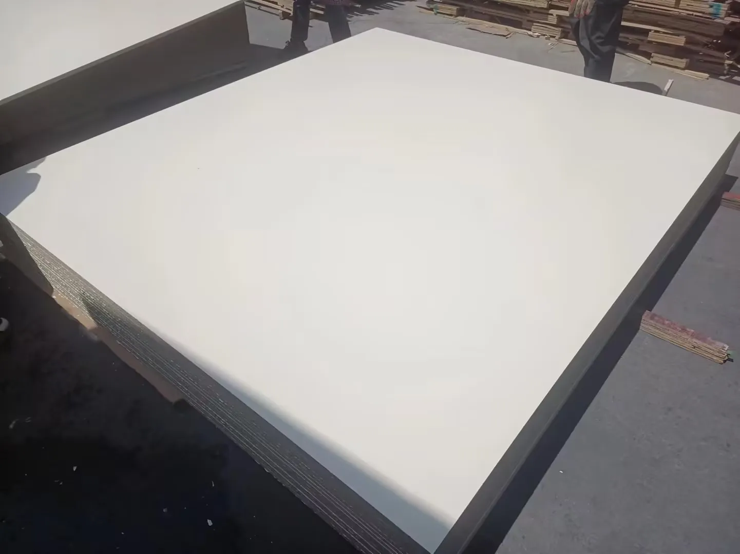 High Quality 1830*2440 *3mm 6mm 9mm 12mm 15mm 18mm MDF RAW MDF  Melamine MDF for South American Market