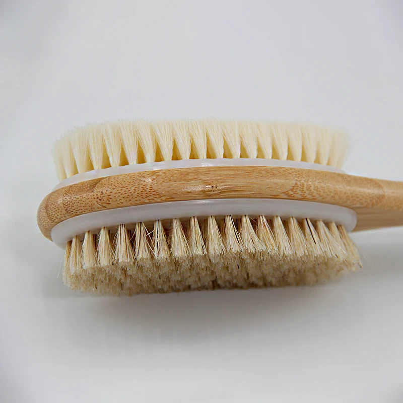 Private Label Wooden Bath Exfoliating Brush for Body Scalp Massage Long Handle Soft Hair Bath Brush