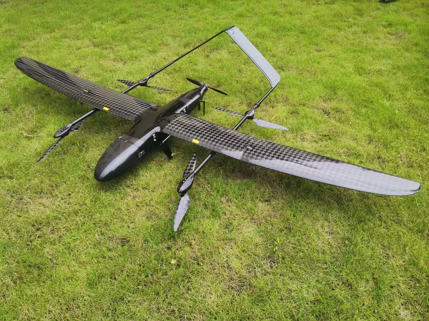 Выносливость сверхдлинного полета 6-12 часов VTOL БПЛА весом 1-3 кг 30-100 км лесной патруль дикой природы