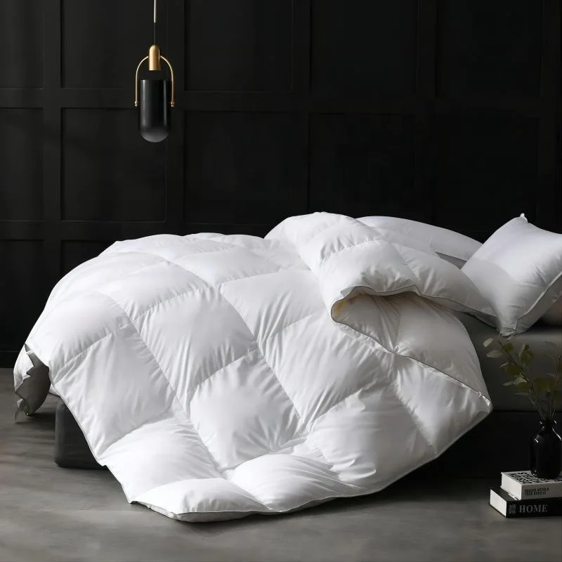 OEM Custom Luxury King Duck/Goose down Duvet Comforter Set Quilted Design 100% Cotton Available Twin Queen Sizes