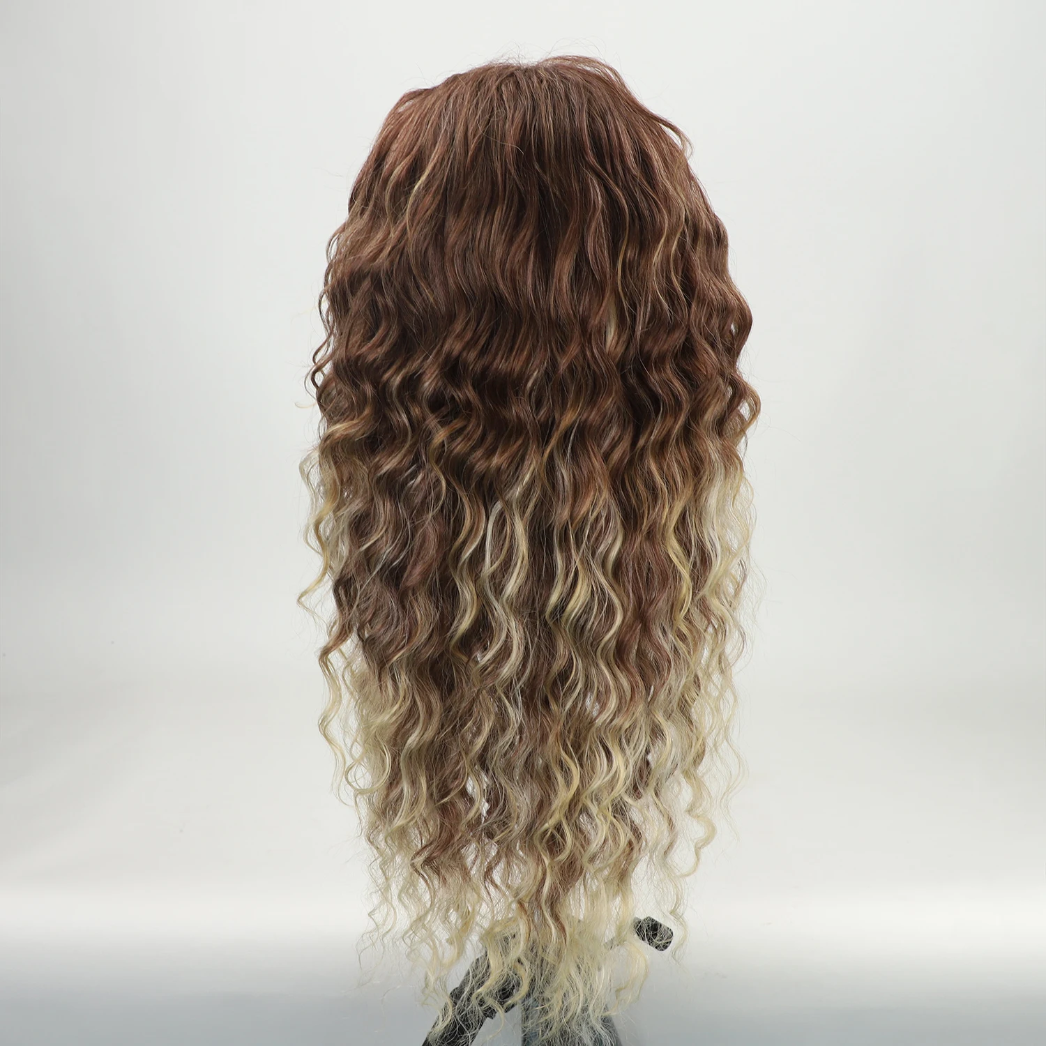 Ombre Deep Wave Synthetic Hair Wigs Heat Resistant Faux Twist Wigs Natural Looking Long Curly Wigs for Women Daily Party Cosplay