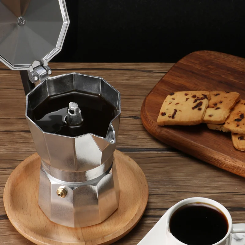 Hot-selling Classic Iconic Stovetop Espresso Maker, Makes Real Italian Coffee, Aluminium Moka Pot 6 Cups