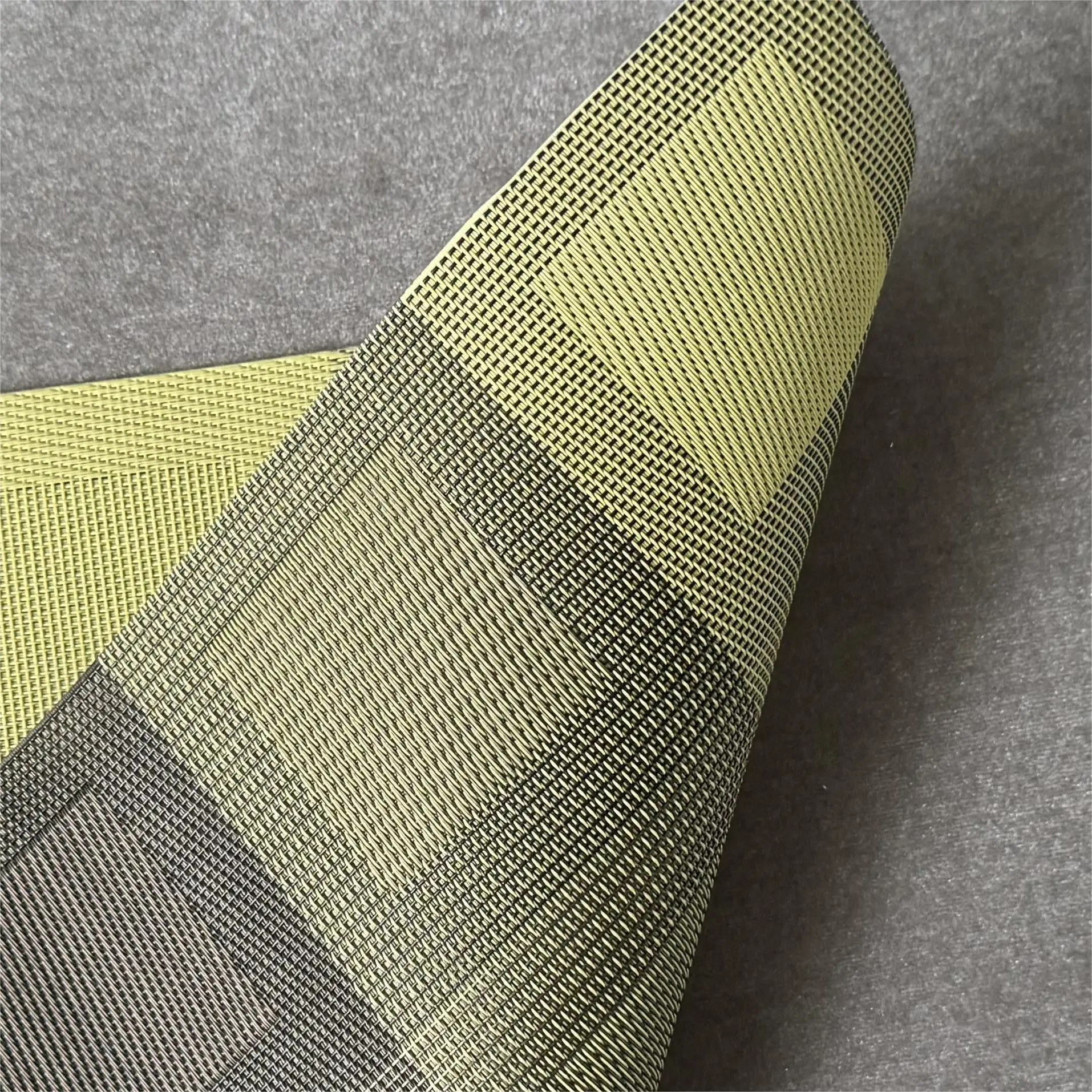 Modern Luxury PVC Nine-Square Placemat Set 5mm Thick Woven Plastic Tablemat for Dining Tea Wedding Serving Beer Wine Kitchen Use