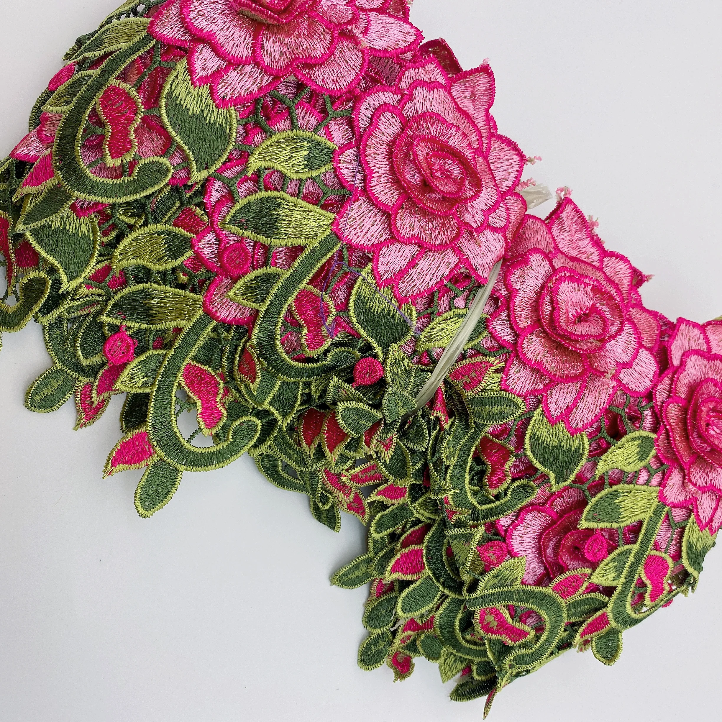 Wholesale Classic Models Milk Silk Lace for Dress Decoration