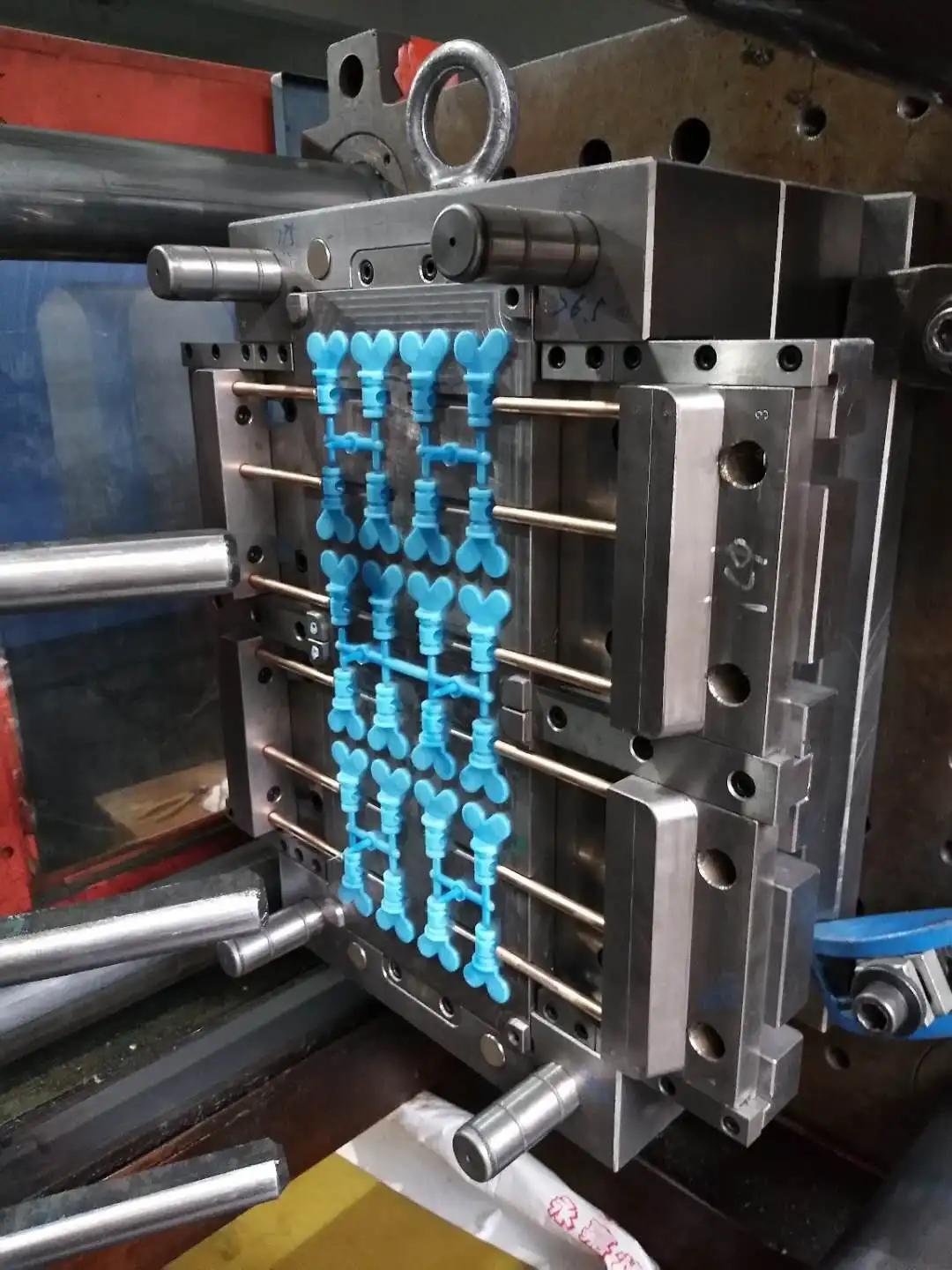 Plastic Injection molds  Mould with minecraft molds manufacturer in China irrigation farm water system plastic sprinkler mold