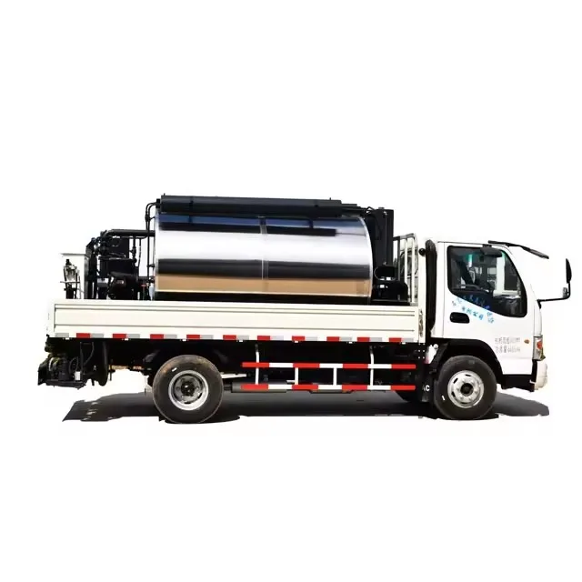 Road construction mini 6000L bitumen sprayer Asphalt Distributor Sprayer Machine