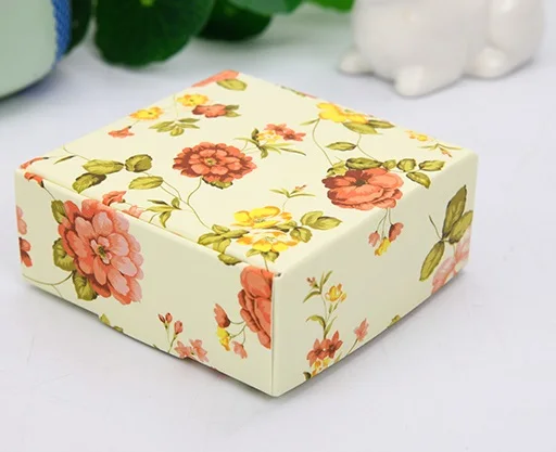 Роскошный цветной складной экологически чистый гофрированный картон из крафт-бумаги с логотипом на заказ подарочная упаковка плоская почтовая коробка маленькая