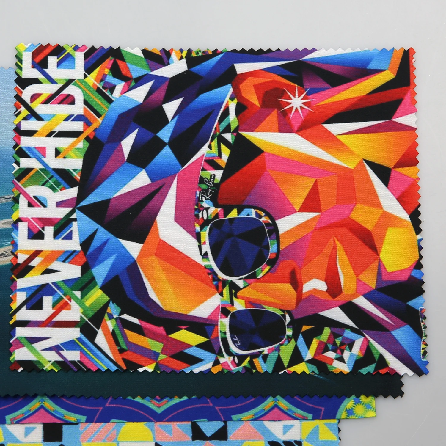 Высокая-конец Пользовательские печати аппарат выкройки протекторов ткань линз очков часы ювелирные изделия Чистящая салфетка из микрофибры для очков