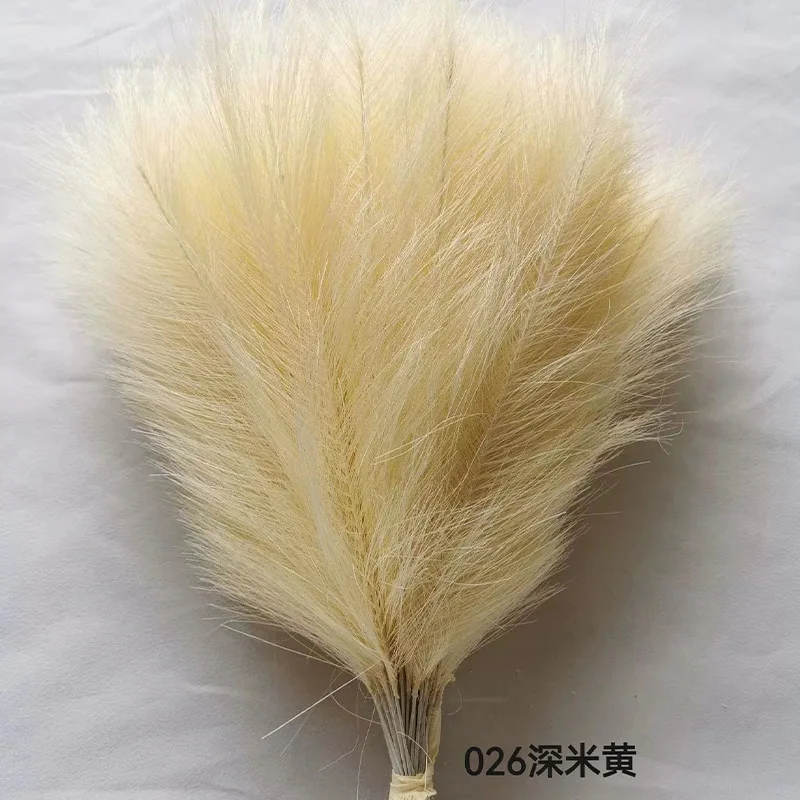 Carnival supplies Artificial pampas grass simulated feather wedding props reed hair wholesale
