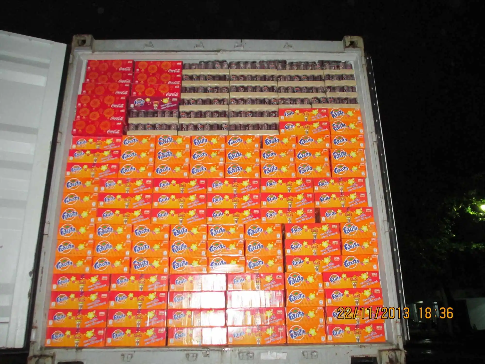 Coke soft drink can 330ml x 24