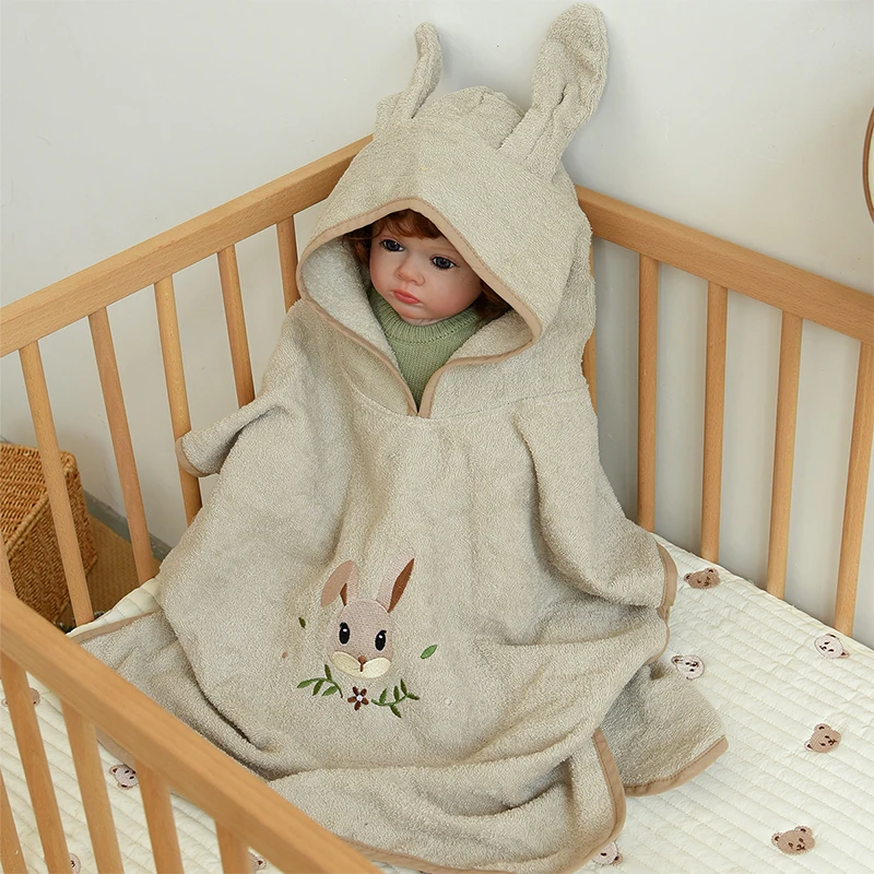 Cheap Cute Cartoon Patterns Absorbent Durable Swim Beach Baby Hooded Bath Towel