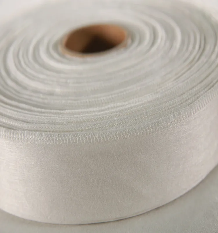 Bamboo fiber non-woven fabric has natural antibacterial, anti-mite, deodorizing properties and good deodorizing function