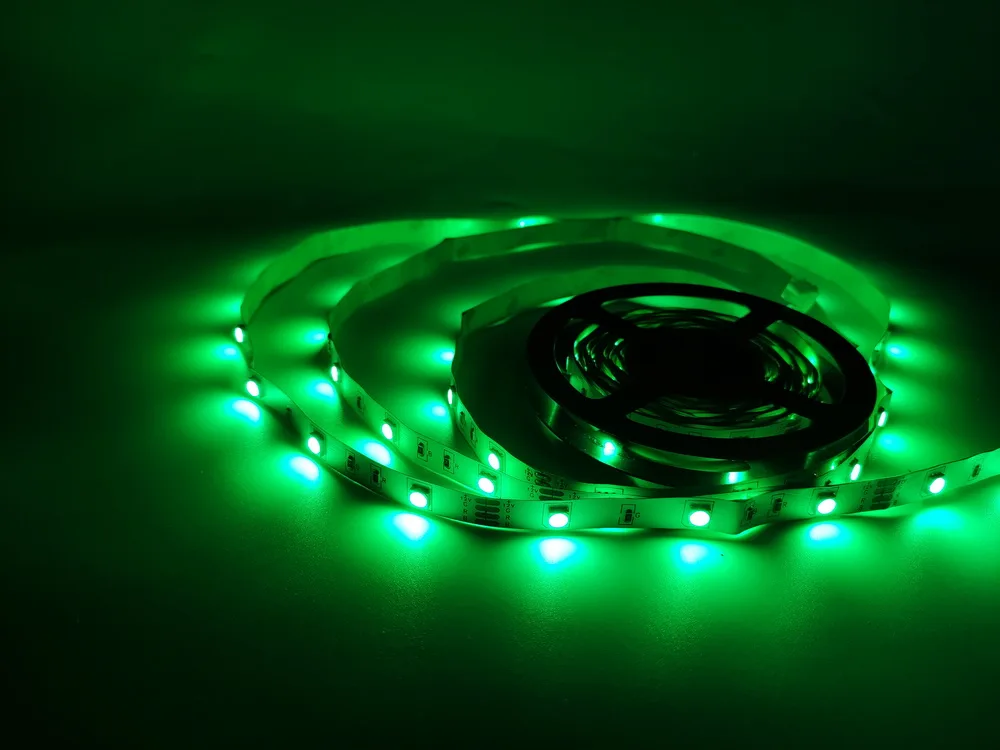 China High Quality Cheap Price  5 Meters 5050 SMD Smart RGB LED Strip Light/LED Strip