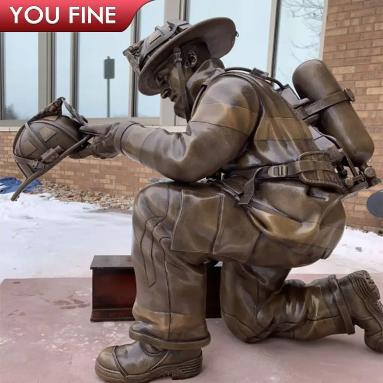 Outdoor Garden Bronze Kneeling Firefighter Memorial Figurine statue for sale