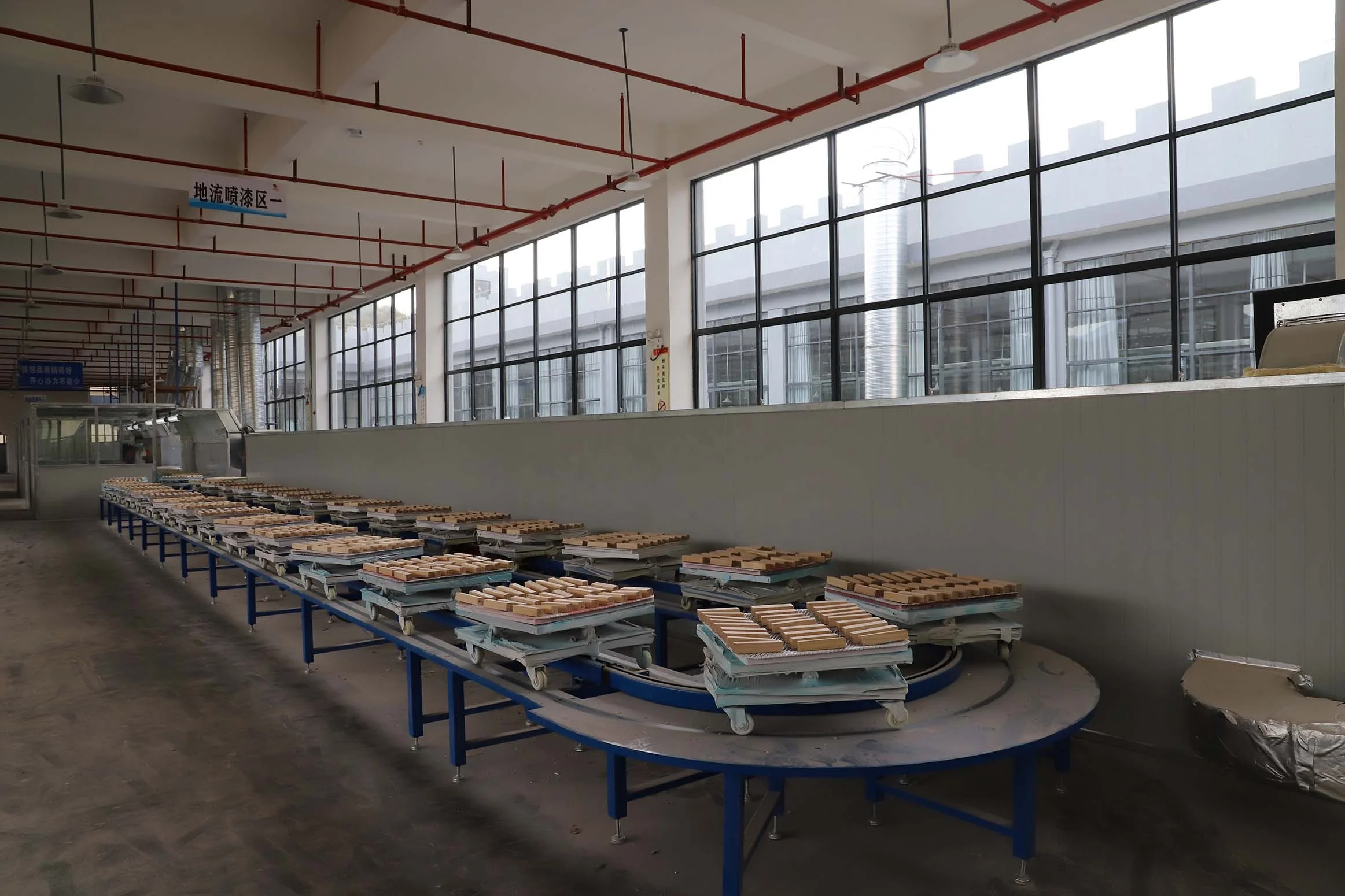 Wholesale Educational Diy Toys Writing Graffiti Learning Table Wood Painting Easel Stand Drawing Board For Kids