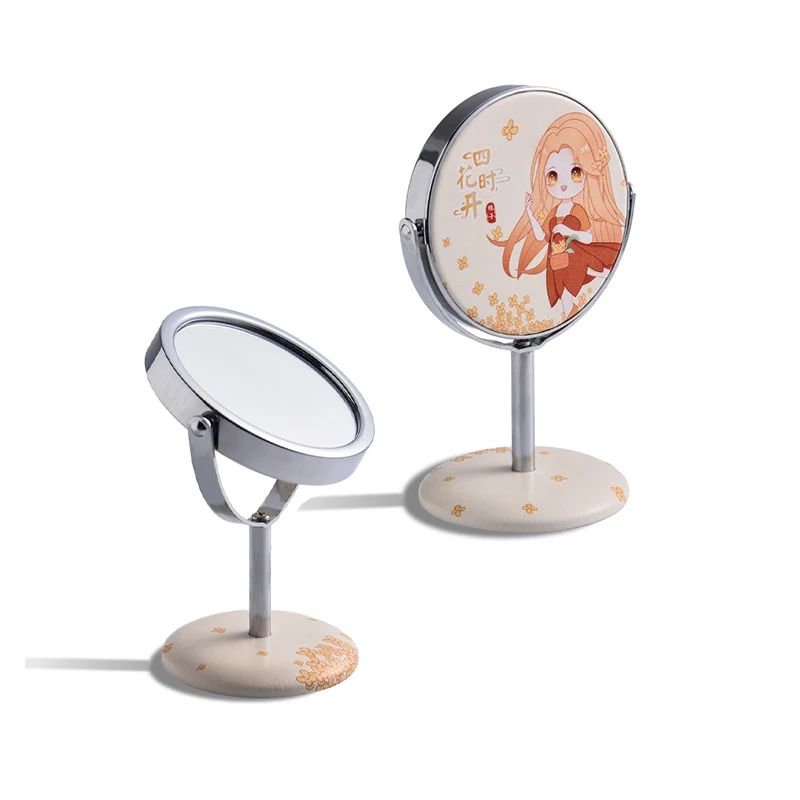 Маленькое зеркало для макияжа