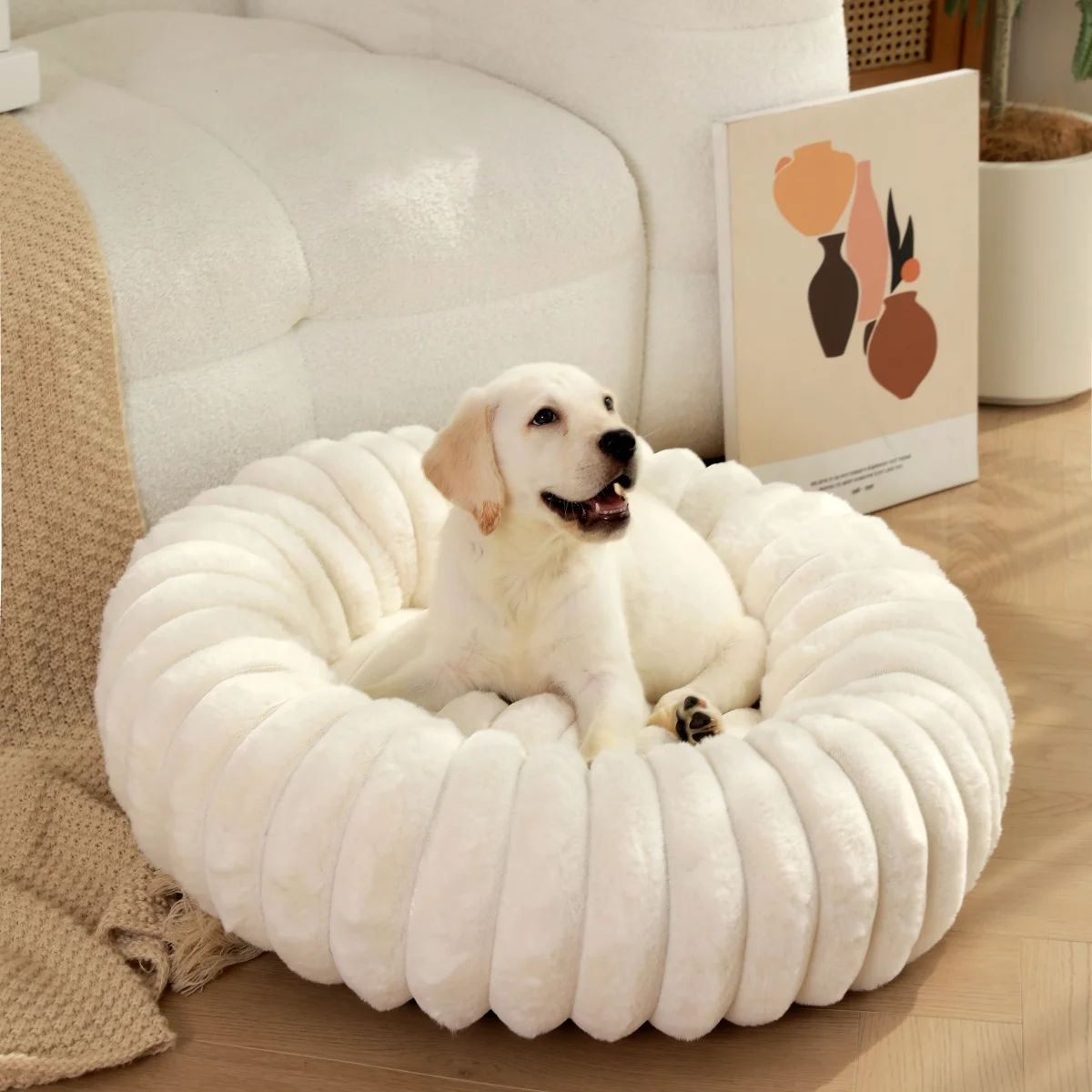 Factory Direct Sales New Vertical Rabbit Plush Round Pet Bed Comfortable Donut Dog Bed Soft Washable Cat Mat Pet Cushion