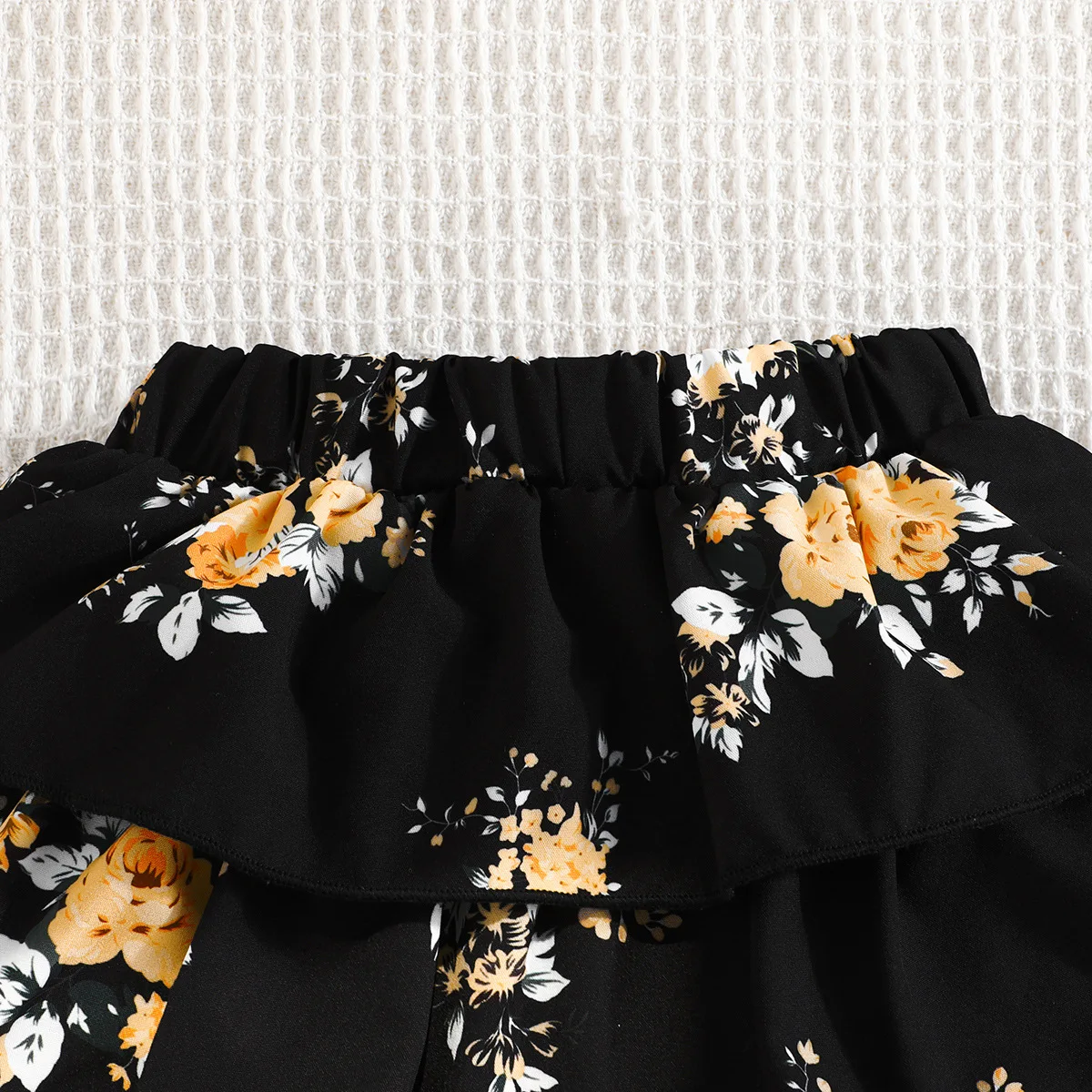 Baby Kids New Solid Color Sleeveless Top Full Print Flower Cake Short Skirt Hat Three Piece Set