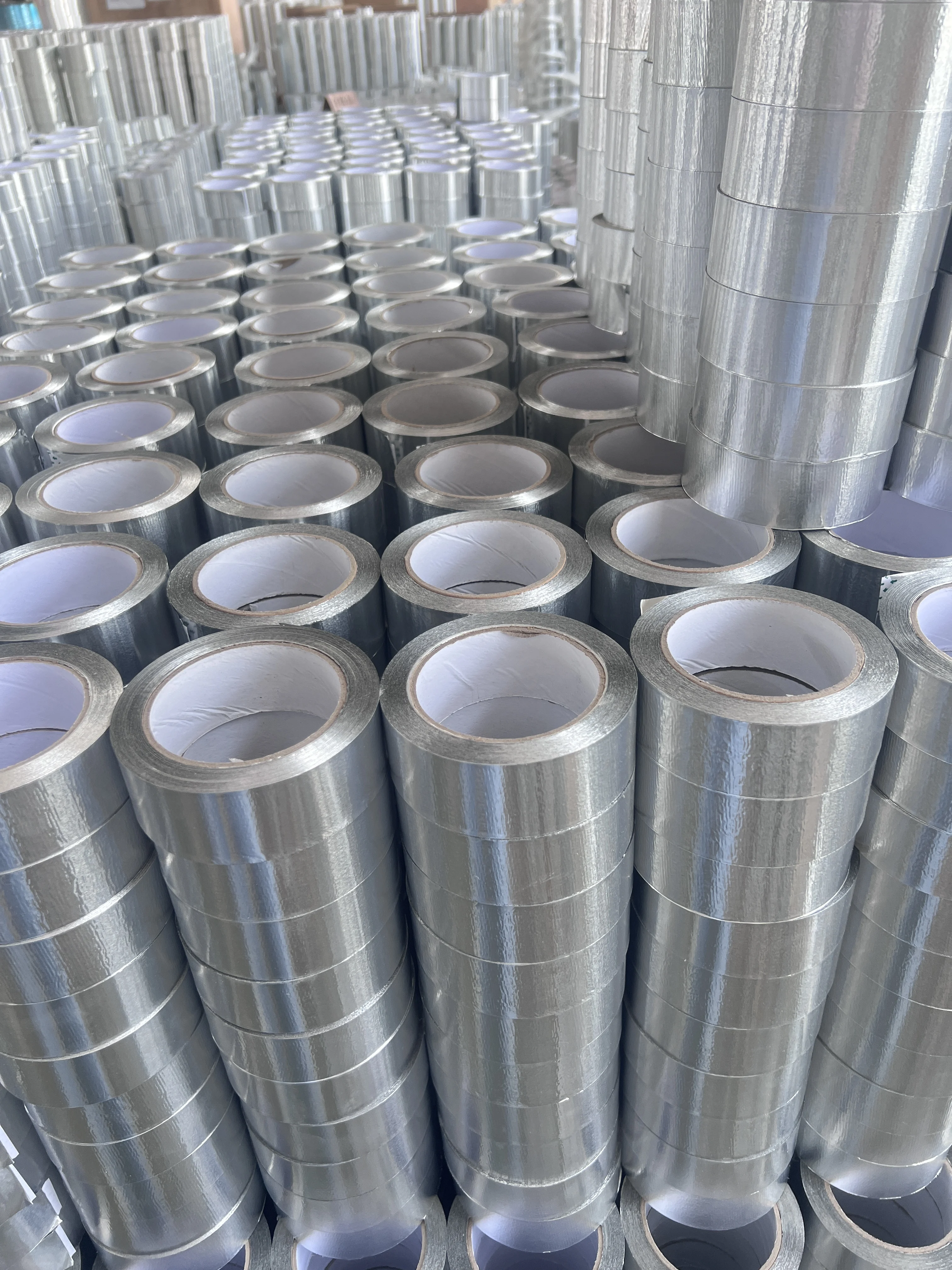 Pipe Joints Prevent Moisture Heat Resistant System Silver Waterproof Adhesive Backed Aluminum Foil Tape