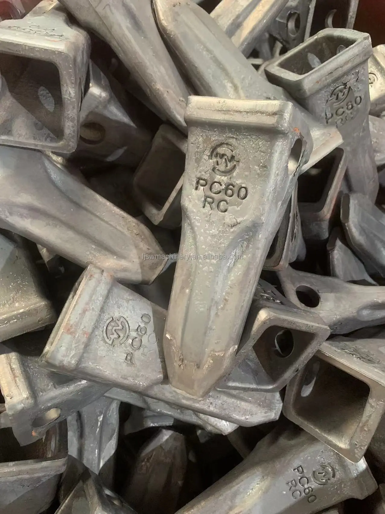 SW Excavator Bucket Teeth forged bucket teeth PC60 PC100 PC200