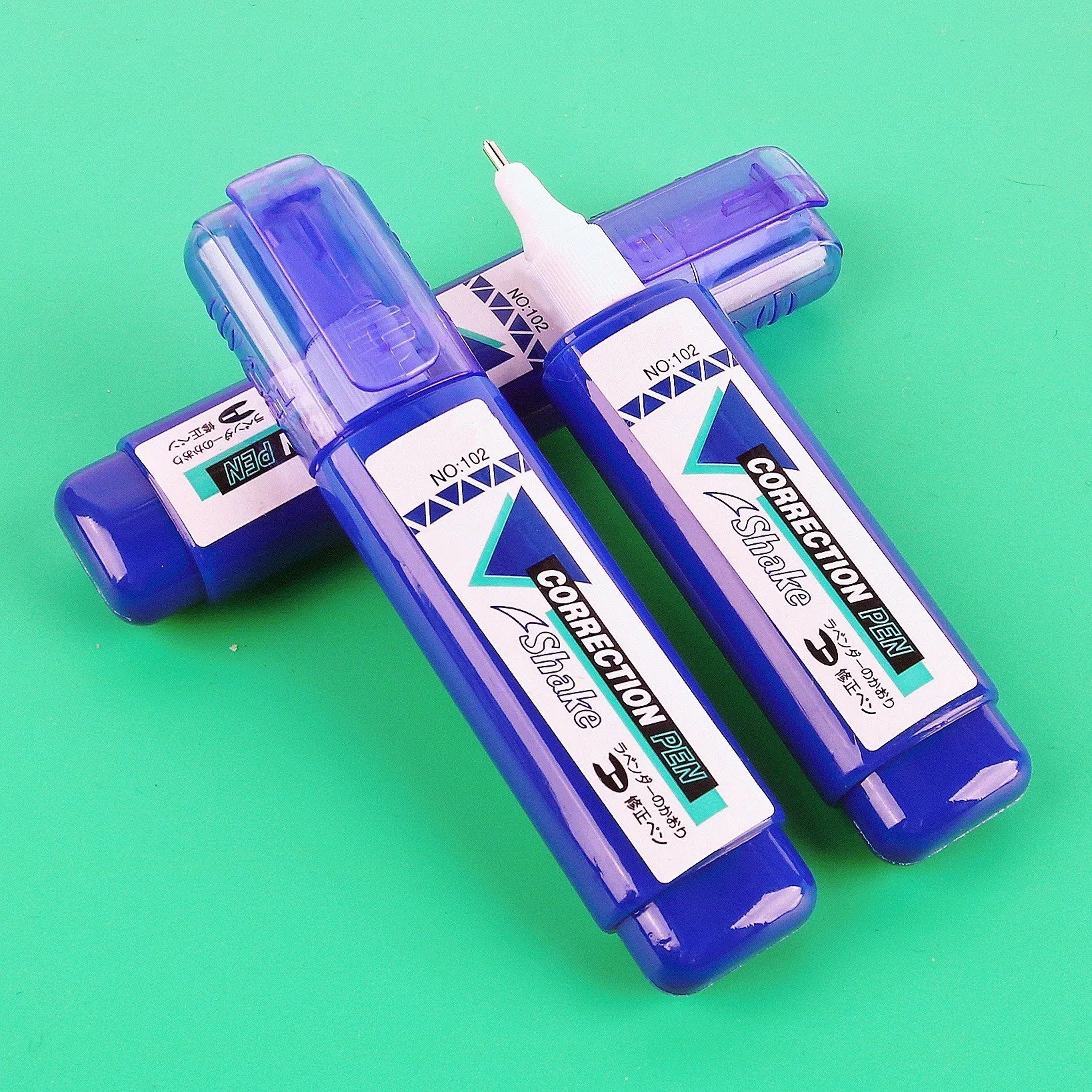 Wholesale Metal head high quality Correction fluid fast drying safe non-toxic white correction pen