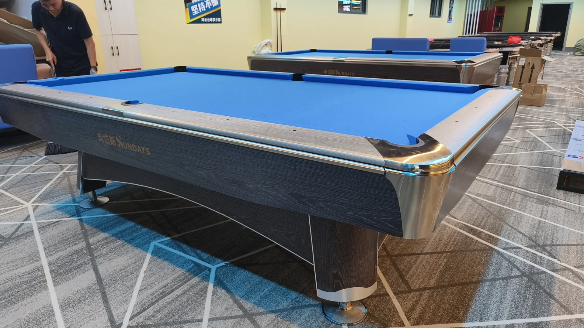 Commercial Professional Snooker & Billiard Balls Dynamic Billiard Tables
