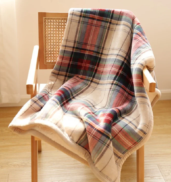 Wholesale Christmas Deer  solid color fleece blanket polyester throw coral fleece blanket