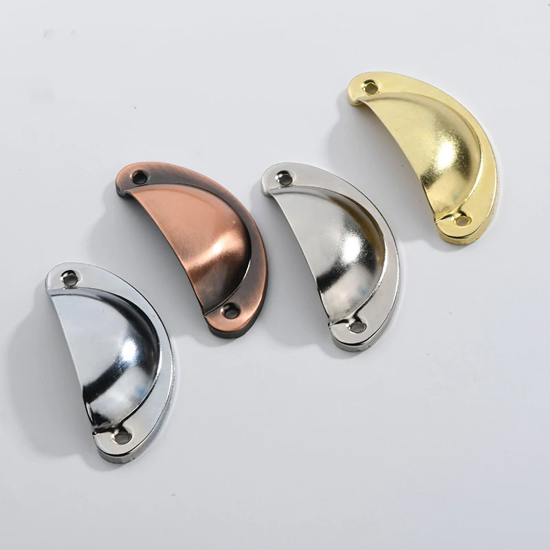 Antique Shell Handle for Cabinets Wardrobes Drawers-Light Luxury Fashion in Alloy or Iron Material