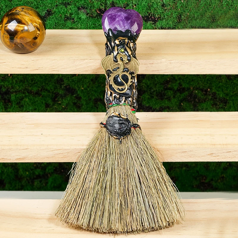 Wholesale Folk Heart-shape Gem Magic Broom Crystals Witch Broom For Energy Healing Crystal Crafts Gift