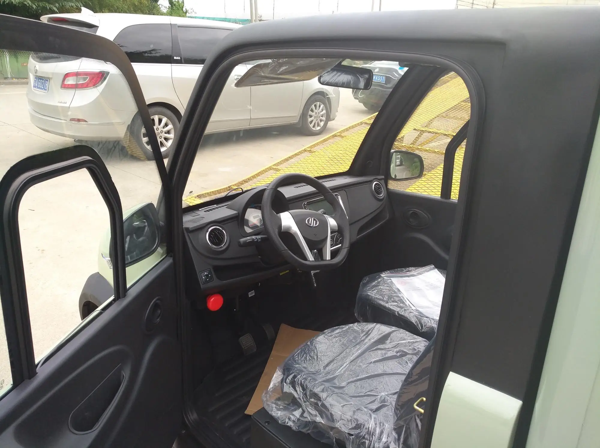 Chinese LHD RHD lead acid lithium battery EEC COC 2 seater mini  electric car