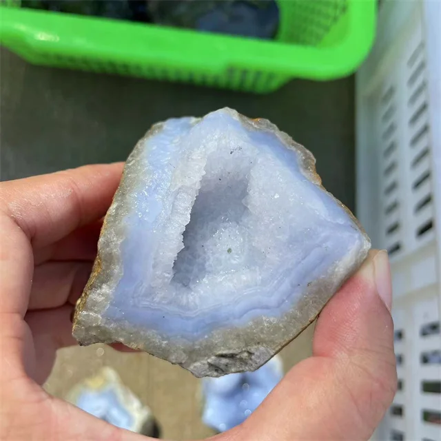 Wholesale rough miner crystals healing stones rough natural gemstones blue lace agate raw gemstones for Decor