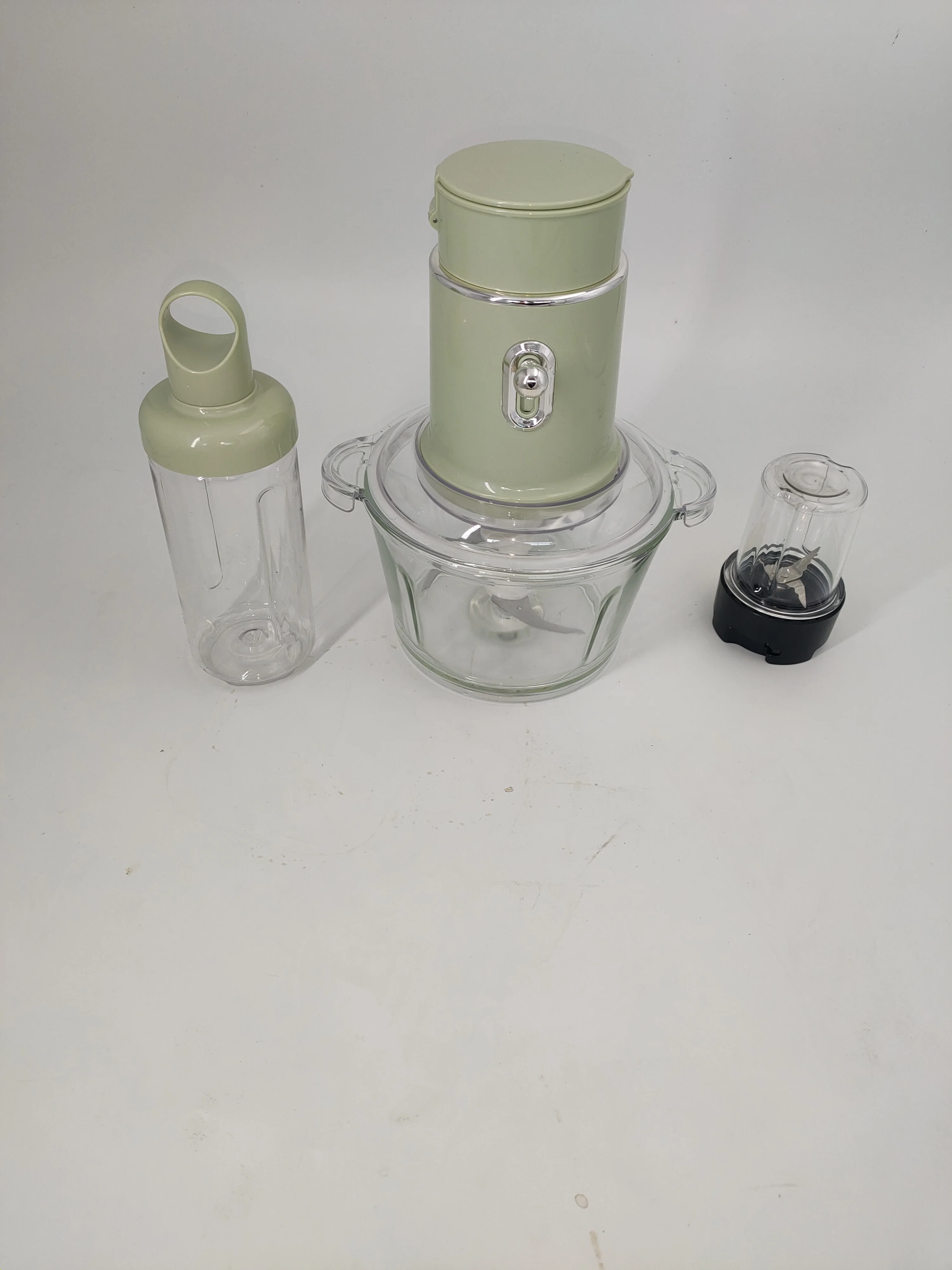 Magnet Charging Electric Rechargeable wholesale waterproof Portable Mini Fruit juice extractor blender