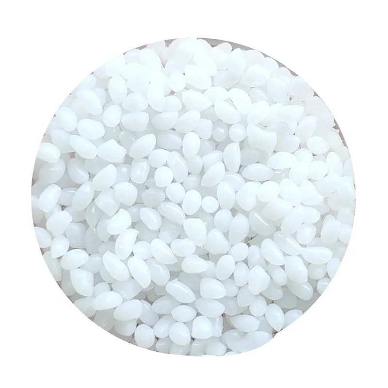 Бесплатный образец белых эластичных гранул ТПЭ для промежуточной подошвы обуви