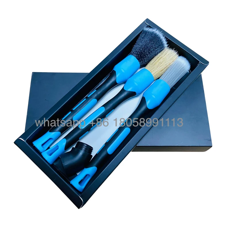 2022 New High Quality  Car Detailing Brush Set TPR Rubber Handle Replaceable Brush Head 3 Pack  With Box Package