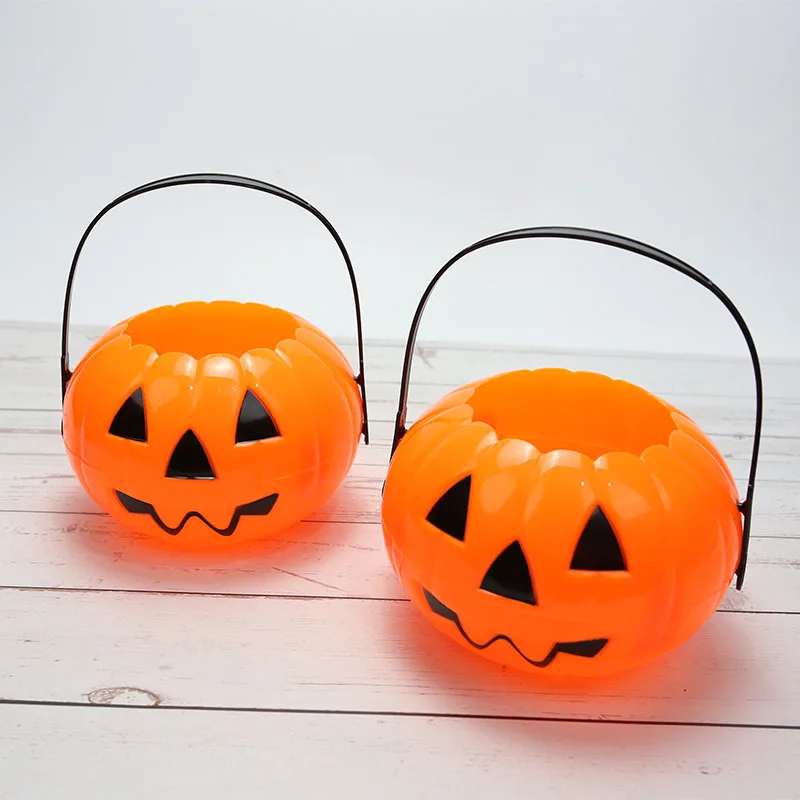 Hot Selling 2023 Party Orange Muti Style Round Bucket Portable Halloween Pumpkin Candy Basket