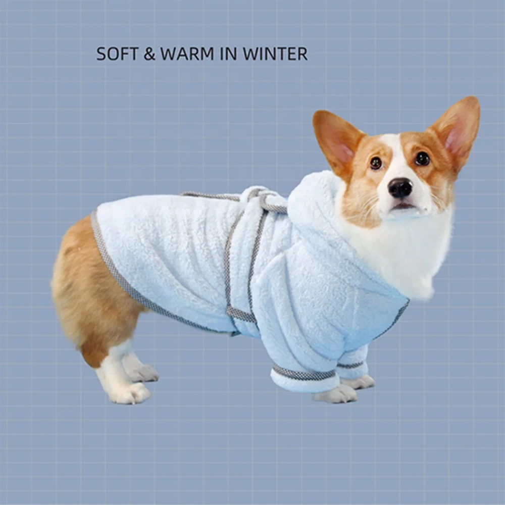 Factory Direct Fashion White  Skin-friendly Pet Bathrobe Custom Embroidered Logo Microfiber Towel