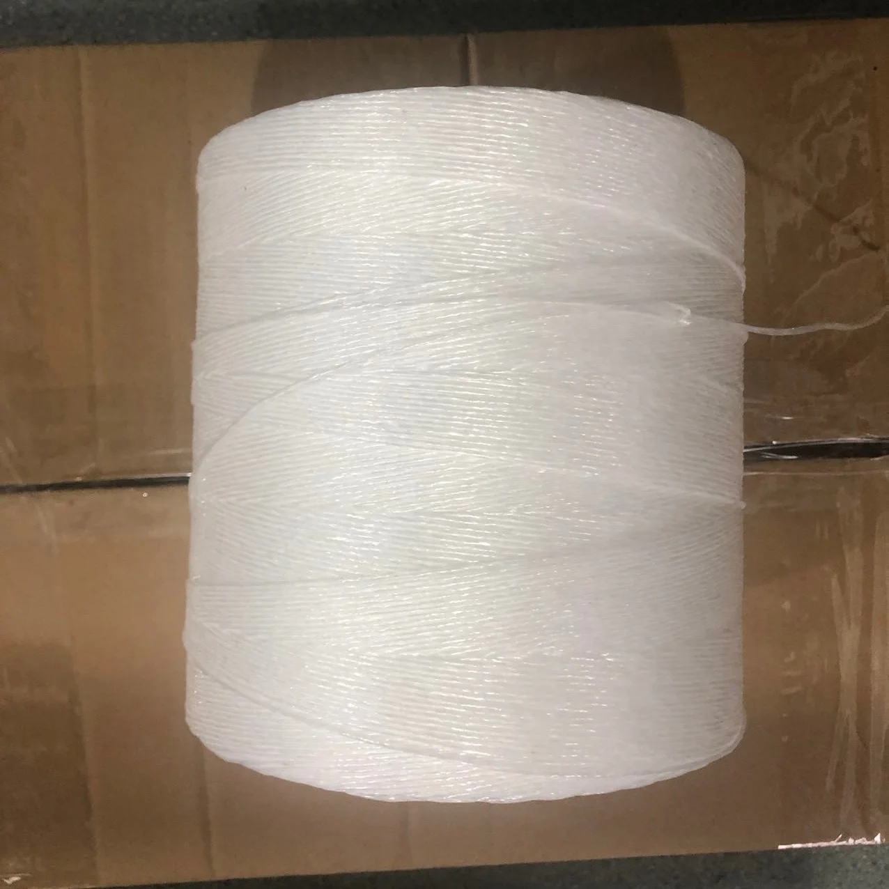 Пластиковый упаковочный шпагат из полипропилена