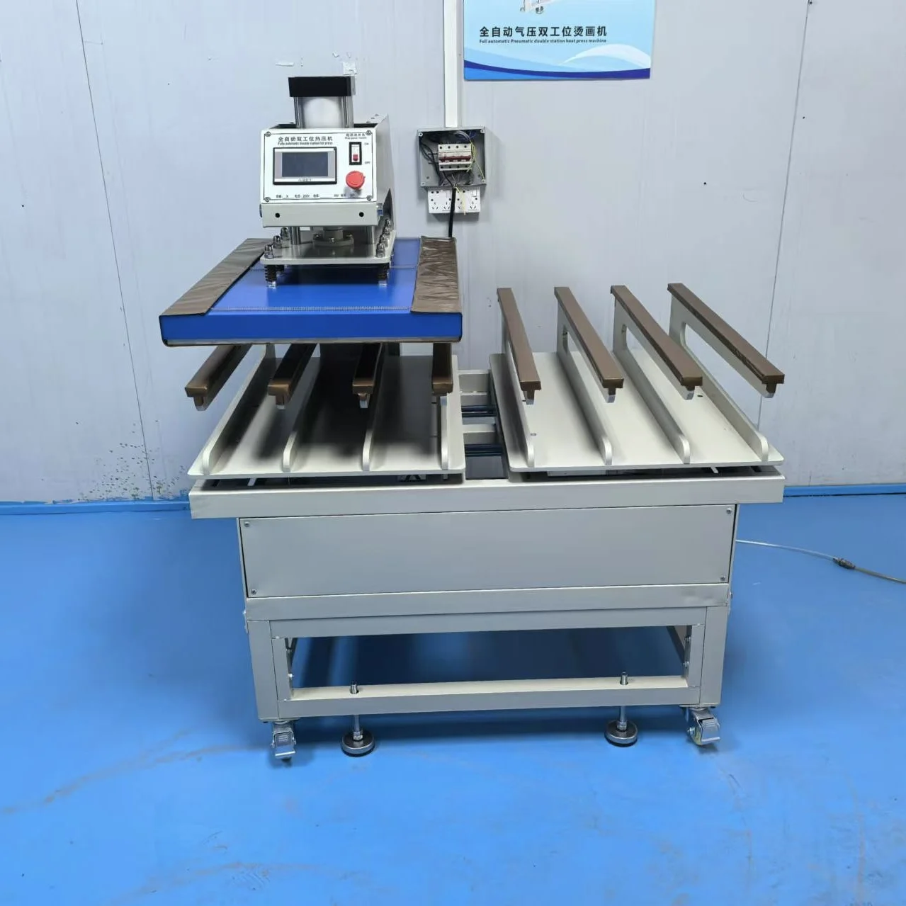 Pneumatic Upper Sliding Heat Press Machine on Sleeve T-shirt is pressed Sleeve stamping Pressing of pants