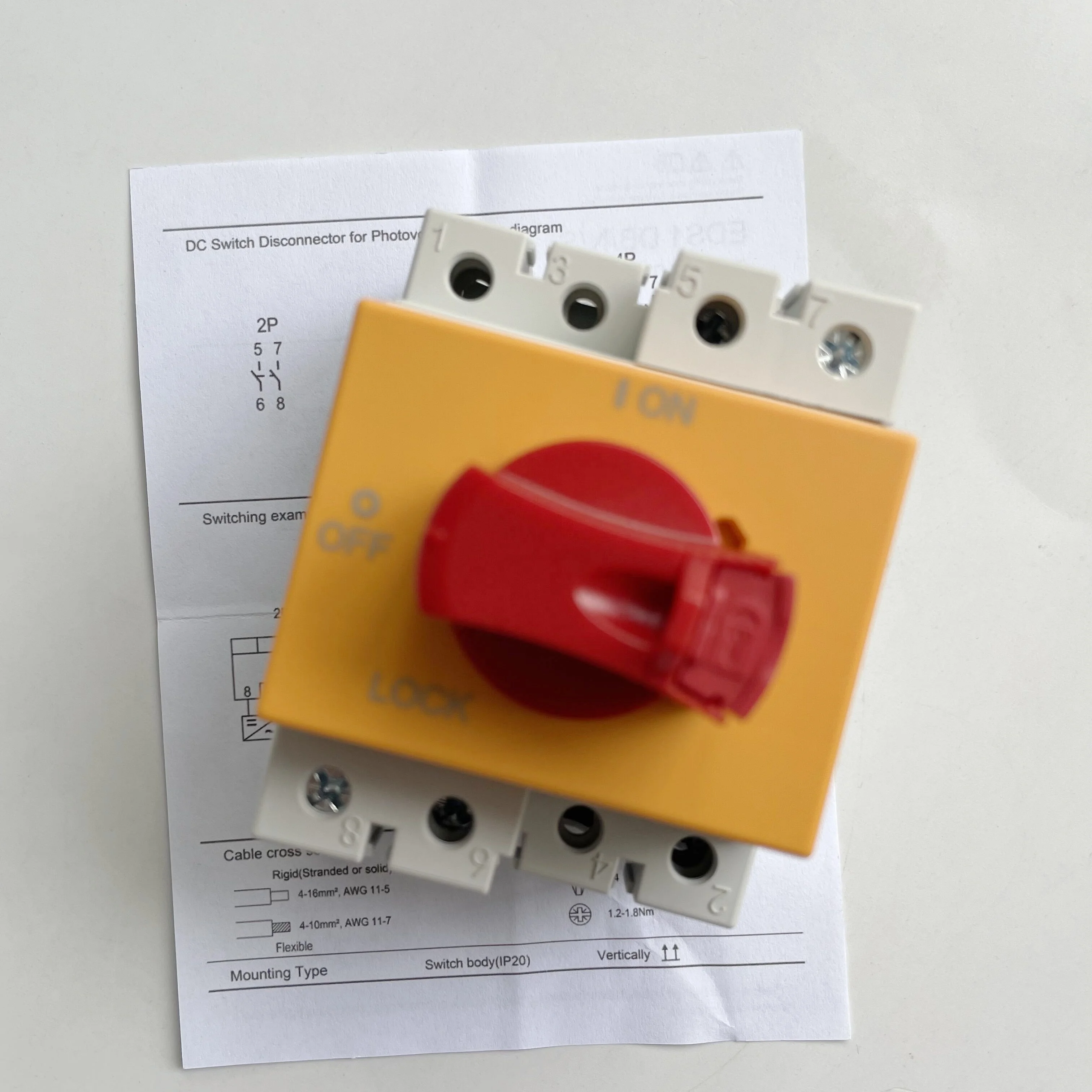 EDS1DB-S Din Rail DC Disconnector 2P 1000V 1200V 1500V 32A Solar Rotating Handle Isolator Isolating Switch for PV Solar System