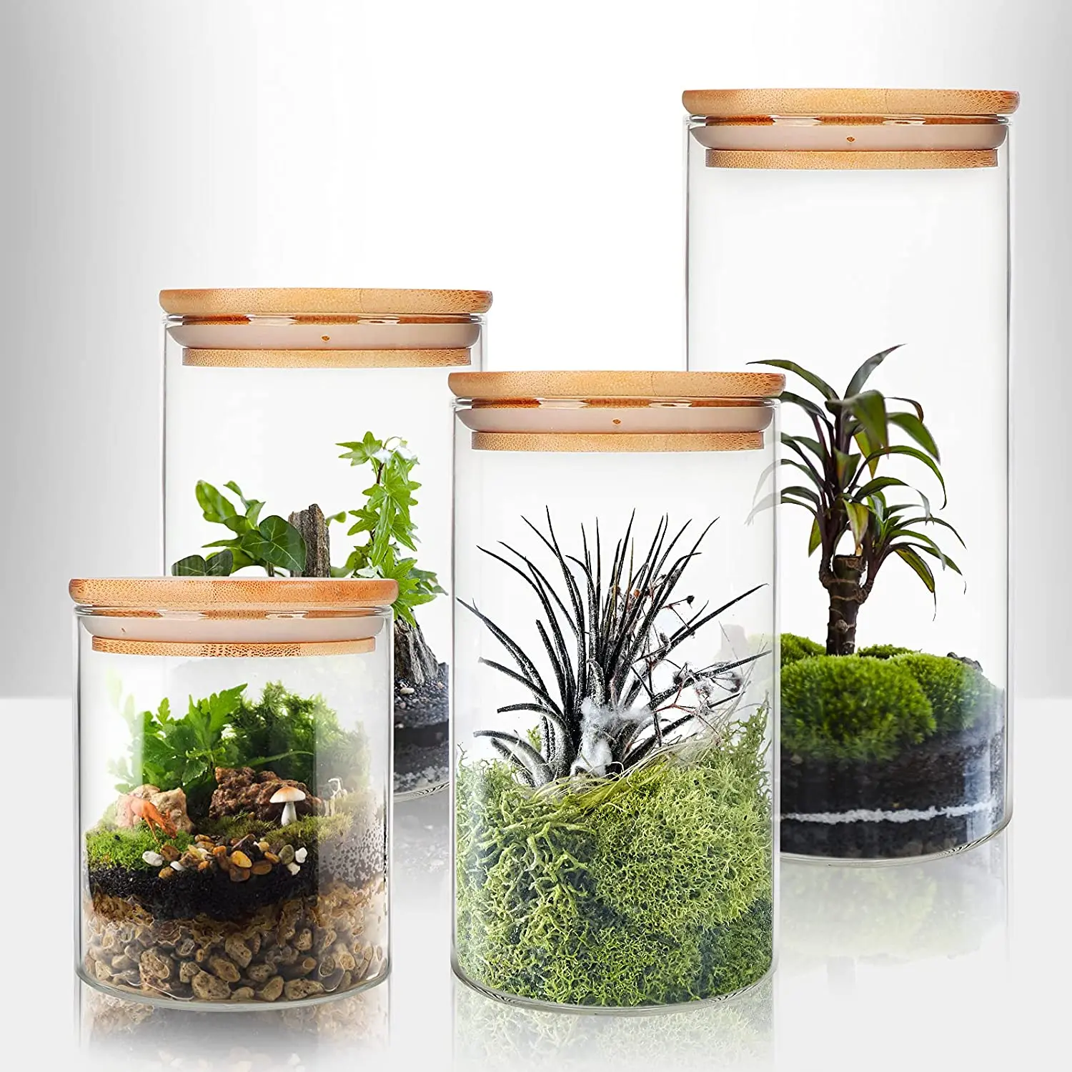 Wholesale Kitchen Borosilicate Glass Airtight Food Storage Container with Bamboo Wood Lid Round Clear Glass Jar Pantry Organizer